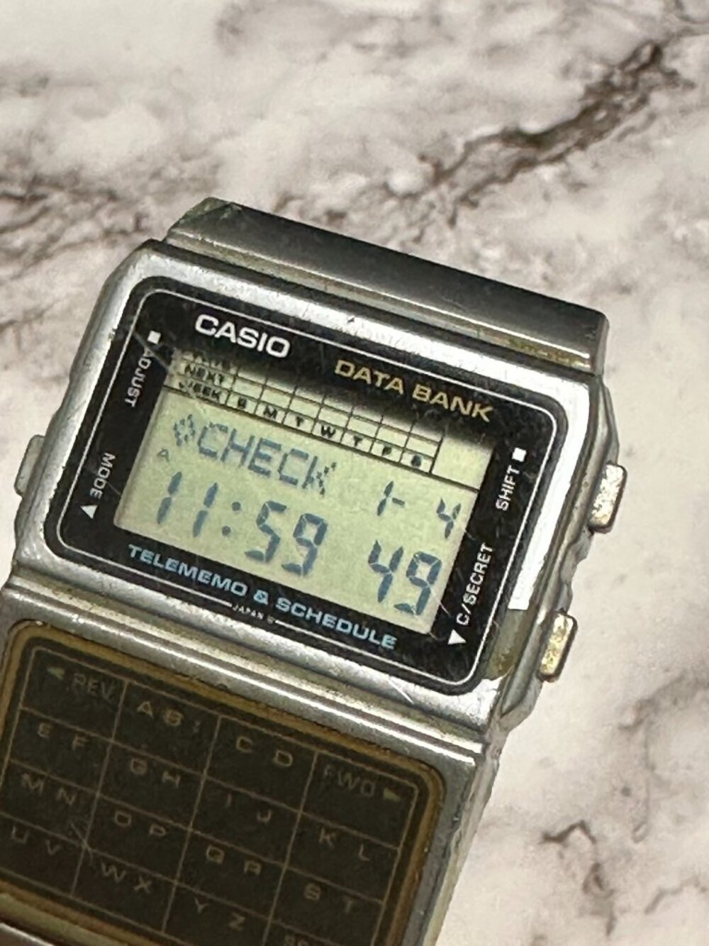 VTG. Casio Data Bank DBC 610 Watch Digital Silver Tone Telememo Parts Repair - Picture 7 of 8